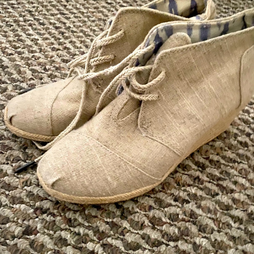 Tom’s wedges